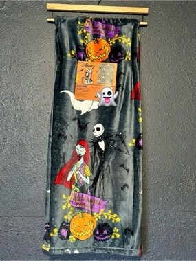 Nightmare Before Christmas Halloween Throw